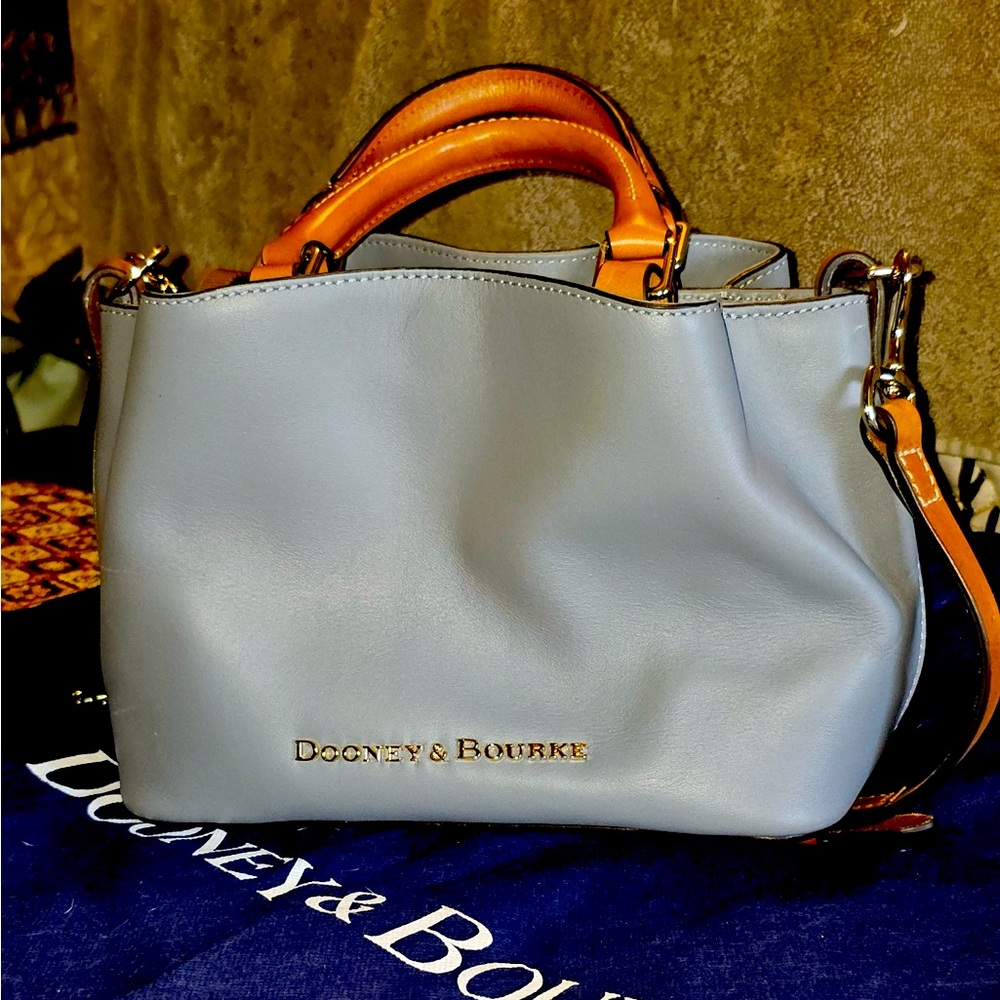 Dooney & Bourke